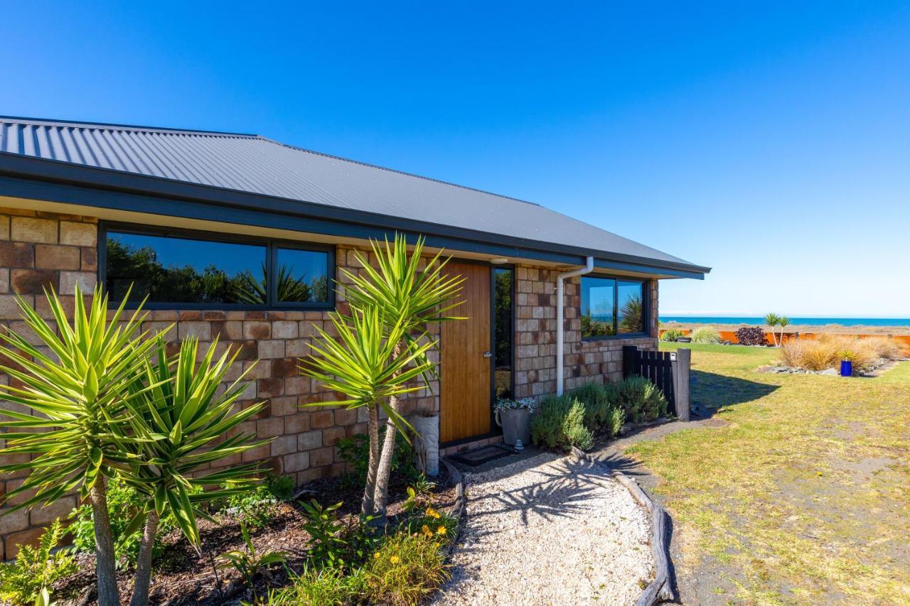 Ocean View Beachfront Apartment ブレナム エクステリア 写真